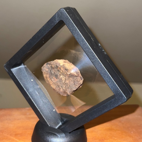 Meteorites - Picture 15 of 16